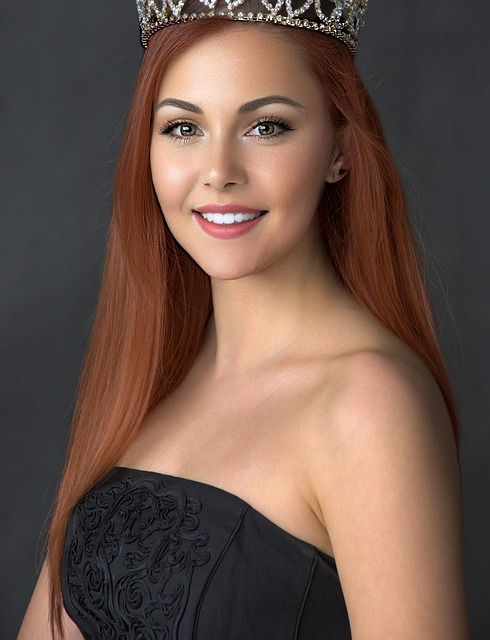 感觉美加墨世界杯冠军基本上就是法国，西班牙葡萄牙三选一了.[2...7].